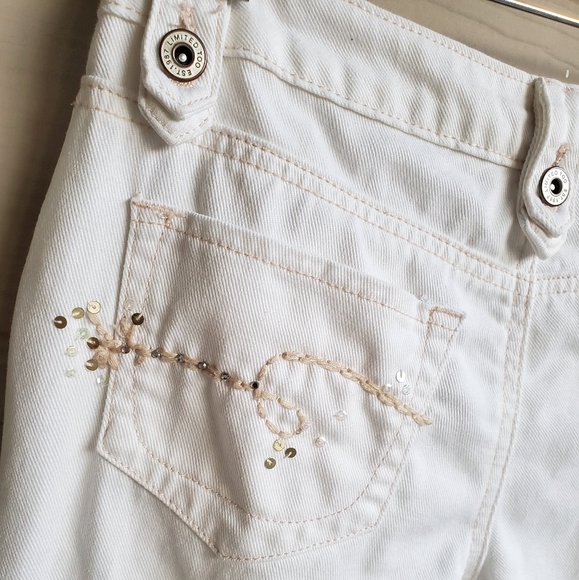 Limited Too White Denim Embroidered Cuffed Capri Pants - Picture 11 of 16